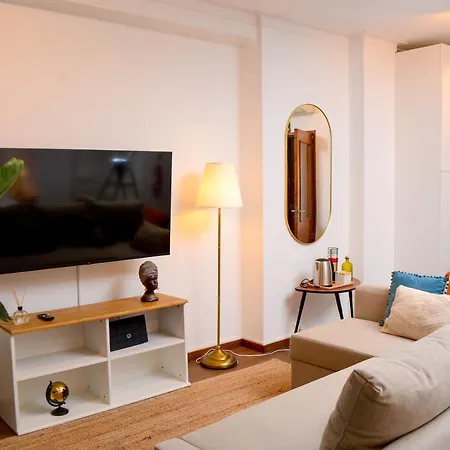 Travel & Live Marques Appartement Oporto